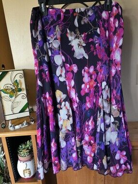 Spense Purple Floral Circle Lined Skirt with Pink & White Accents Size L